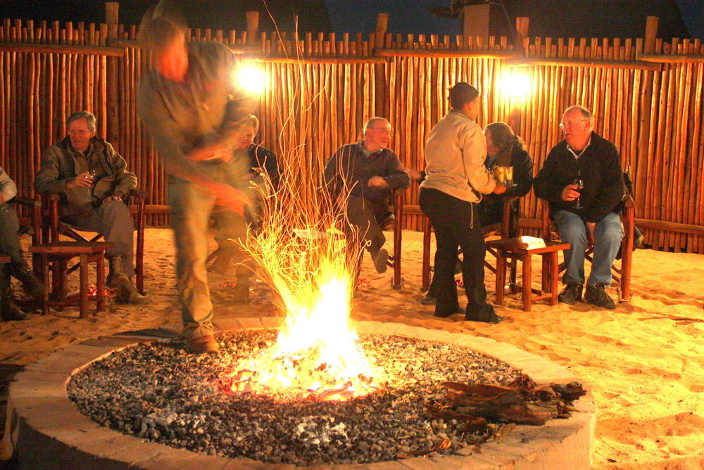 Xaus Lodge Twee Rivieren Kültér fotó