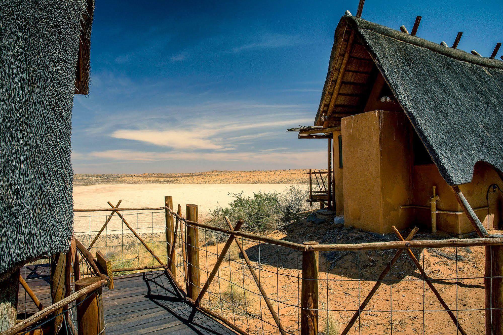 Xaus Lodge Twee Rivieren Kültér fotó
