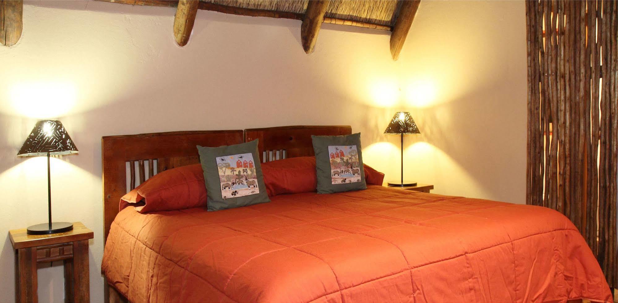Xaus Lodge Twee Rivieren Kültér fotó